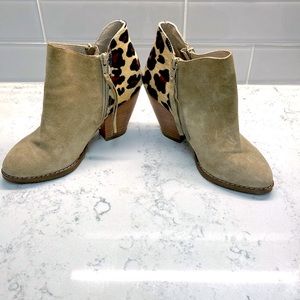RWC Tan Suede Pony Hair Leopard Heeled Boots Booties sz 7 37 WORN ONCE GORGEOUS